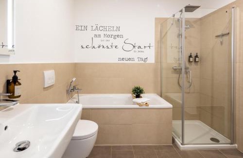 Aue Apartment | NEU! City-Loft-Apartment im Goethe Palais I 5P I Lift I Parkplatz I Zentrum I Helios