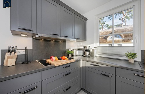 Zirchow House | Neu Errichtetes Ferienhaus in Ruhiger Wohngegend mit Parkplatz, Sauna und Wlan
