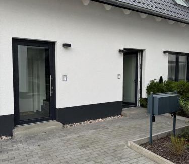 Neureut Sudlicher Teil Apartment | Neu! Exclusives City-Apartment - Fußbodenheizung, Regendusche, Waschmaschine