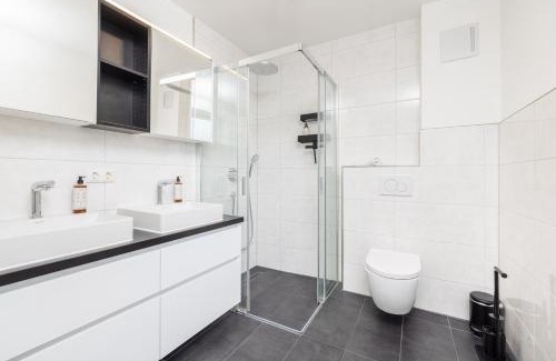 Oberhausen-Sud House | Neu - Frisches & Gemütliches Design mit BBQ, Garten & Arbeitsplatz