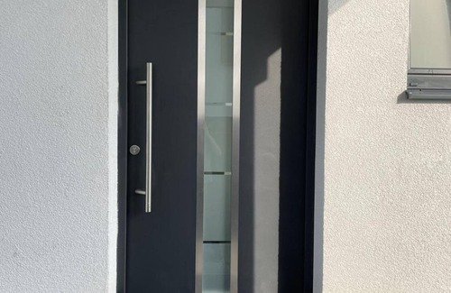 Oberasbach House | Neu gebautes komplettes Reihenhaus