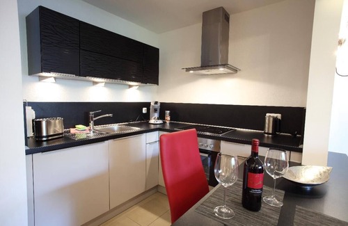 Ruhmannsfelden Apartment | Neu gestaltete FeWo (44qm) in zentraler Lage mit großem Garten
