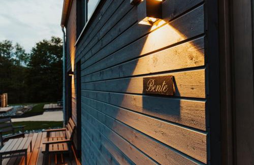 Sagard House | NEU "Rügen Resørt Sagard" großzügige, gemütliche Doppelhaushälfte "Linus" mit Terrasse