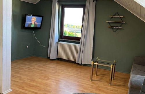 Leimersheim Apartment | Neu Renoviert Monteurwohnung/ferienwohnung