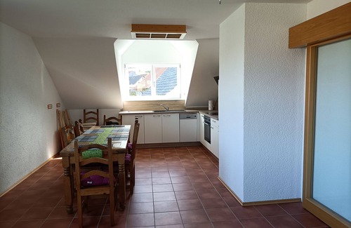 Homberg Apartment | Neu Renovierte Ferienwohnung
