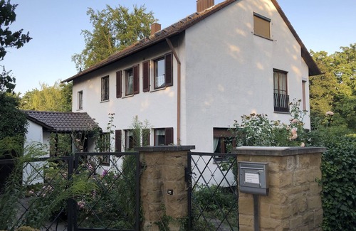 Schweinfurt Apartment | Neu renovierte Ferienwohnung für bis zu 4 Personen in zentraler Lage in Schweinfurt