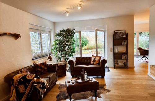 Katzweiler Apartment | NEU - Wild Western Wohnung - 110 qm umgeben von Pferden am Fluss