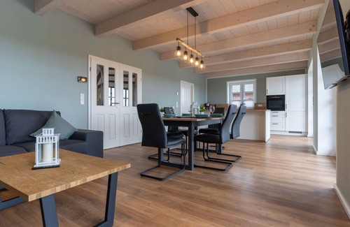Karolinenkoog House | Neubau! DHH Direkt an der Eider mit Sauna für bis zu 6 Personen