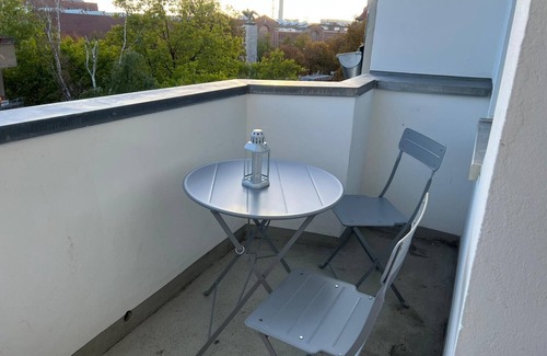 Siemensstadt Apartment | Neue, Sanierte, Modernisierte /komplett Möblierte Wohnung Charlottenburg/Berlin