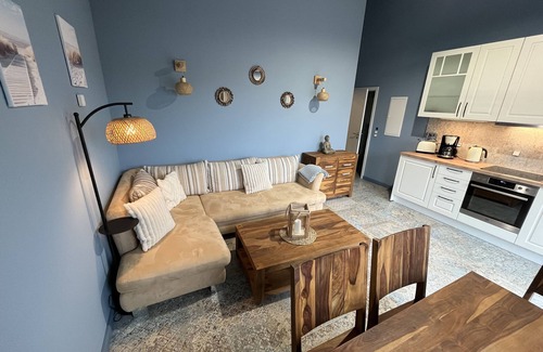 Beelitz Apartment | Neue Wohnung im Spargeldorf Schäpe mit Großem Südwest Sonnenbalkon