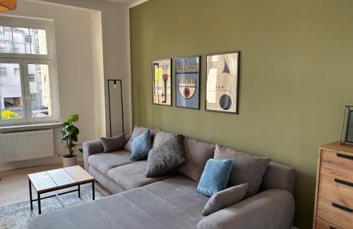 Gera Apartment | Neues Apartment mit 4 Schlafzimmern Balkon im ersten OG Bad und separatem WC im Zentrum von Gera