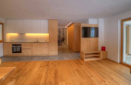 San Lorenzo di Sebato House | Neunerspitze Comfortable holiday residence