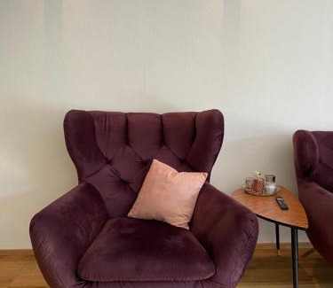 Holzkirchen Apartment | Neurenovierte Ferienwohnung Franzl