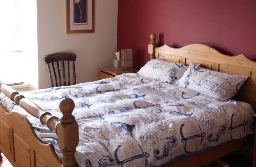 Menai Bridge House | Nevadd - Uk12303