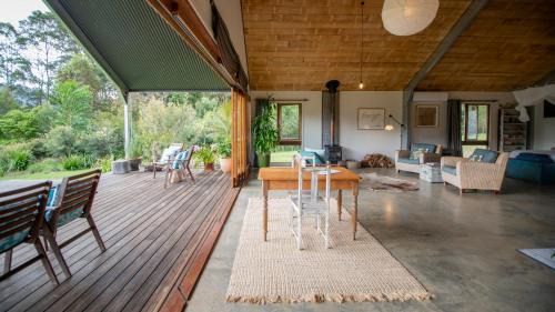 Gleniffer House | Never Never Cabin