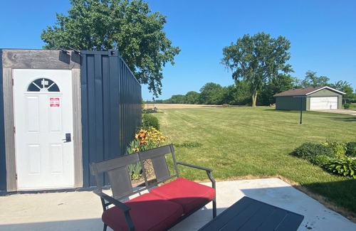 Kingsville Cottage | Never pay a cleaning fee! Pelee Promises Pure Pleasure!