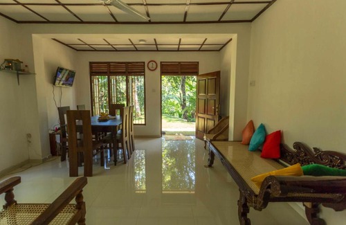 Unawatuna Villa | Neverbeen to Kumudini's Villa