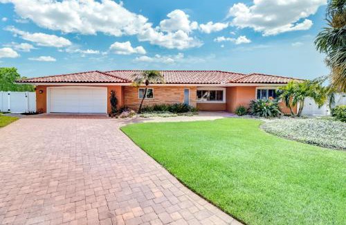 Causeway Isles House | Neverending Paradise