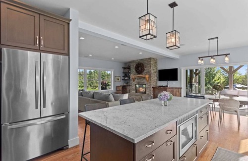Parksville House | NEVERSINK RETREAT:Custom built house,15 acres,2 fireplaces,heated pool, orchard, creek, dog friendly