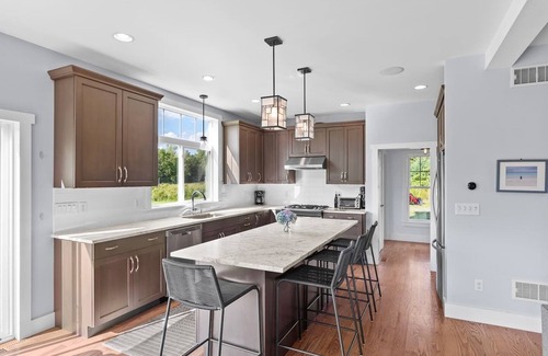 Parksville House | NEVERSINK RETREAT:Custom built house,15 acres,2 fireplaces,heated pool, orchard, creek, dog friendly