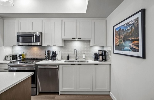 Copperstone Resort Apartment | New 1 Bed Condo | Heated Outdoor Pool & Hot Tub