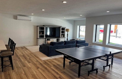 Grand Haven Condo | New 2 bed/2 bath 1,900sqft condo, 1 block from channel, 3 blocks to dtown.