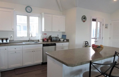 Manahawkin House | New 2 bedroom bay front on Cedar Bonnet Island