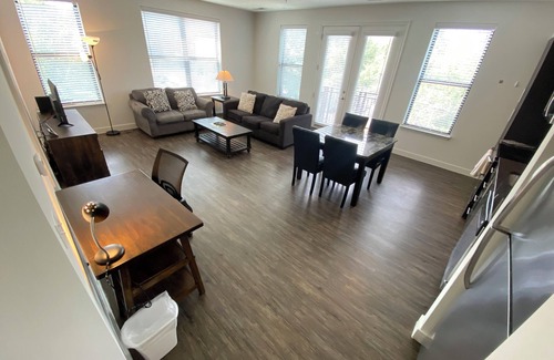 Arlington Apartment | NEW 2 bedroom/2 full bath Fully Furnished Apt. w/1-Free Parking & Promo Rates!