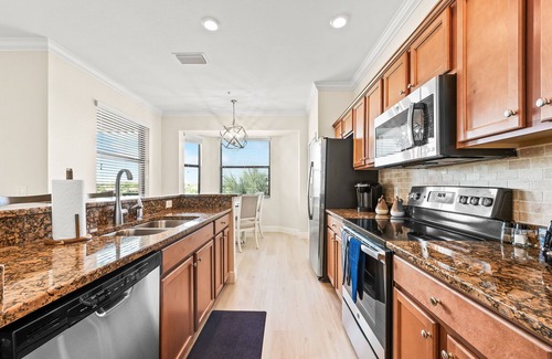 Naples Condo | New 2 Bedroom 2 Bath Bonita National Condo. Top Floor Corner Unit, Amazing Views