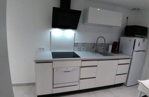 Capbreton Condo | New 2-room apartment in family home 100 m from beach and port