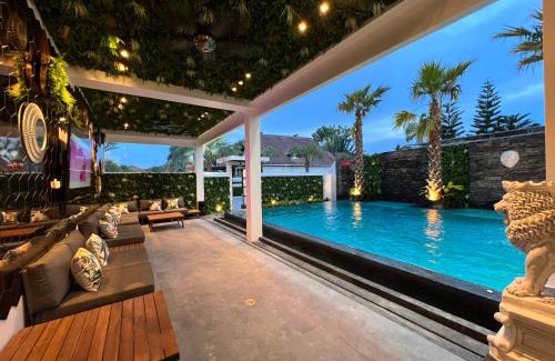 South Pattaya Villa | NEW 2022 Grand Deluxe ART Pool Villa