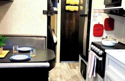 Pine Ridge House | New 2023 Jayco Jay Flight RV Fully Furnished with Full hook-ups already set up!