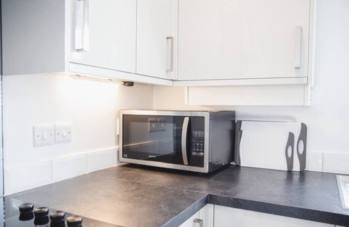 Didcot Condo | NEW 2BD Pontac Flat in the Heart of Didcot