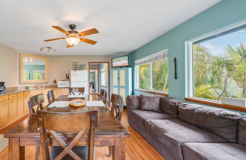 Kailua Apartment | New 3 Bdrm, Large Lanai, Quiet area, Ocean Breezes, Short Walk to the Beach
