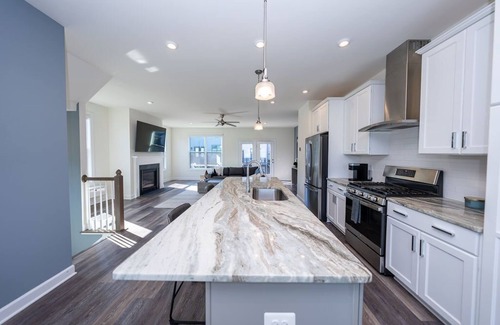 Fontana House | ★ New 3 Bed/4 Bath | 10 min to UVA/Hospital/Wineries/Downtown Mall
