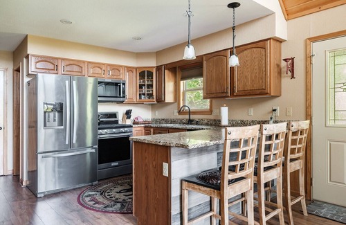 Bryson City Cabin | NEW 3-Bed Cabin w/VIEWS in Bryson City near Train/NOC/Downtown/Hiking/Fontana