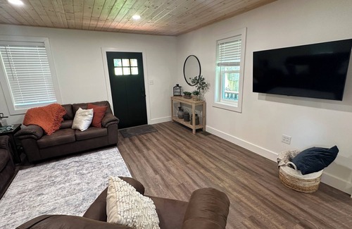 Duncansville Other | NEW! 3-bed farmhouse in Duncansville w AC, WiFi. Close to Blue Knob Ski Resort
