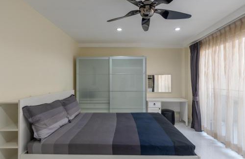 Phra Khanong Nuea Apartment | New 3 Bedroom Duplex apartment - BTS Phra Khanong