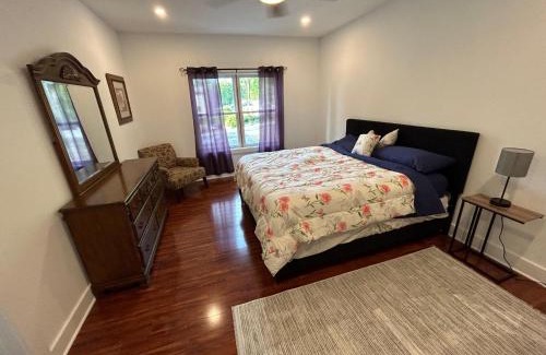 Saratoga Springs House | NEW 3 bedroom - Thoroughbred Farm & Lake Views!