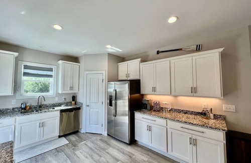 Morehead City House | NEW 3 Bedroom w/Water View & Access to Waterway