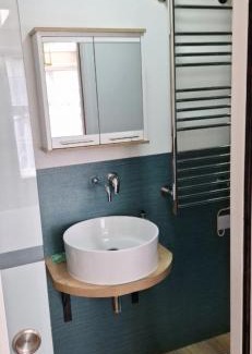 Ashford Apartment | NEW 3 bedrooms Flat in Ashford near Heathrow