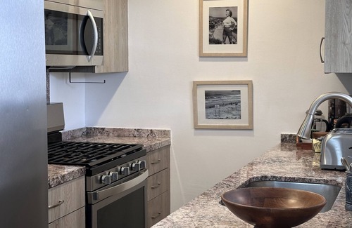 Central Malibu House | NEW 30% OFF! LIMITED OFFER! Ocean Wave, Walking to Beach and Hiking