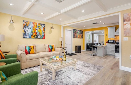 Poinsettia Heights House | NEW 3BR home with heated pool and tropical garden