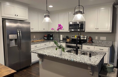 Shelbyville House | NEW 4 Bdrm house in Shelbyville - great neighborhood, 2 mi to Cooper Steel Arena