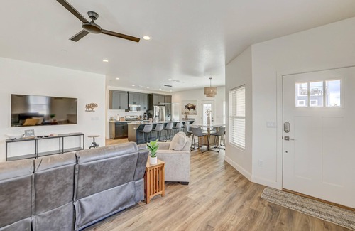 St. George House | New | 4 Bed | lazy river | pool | minigolf | BI