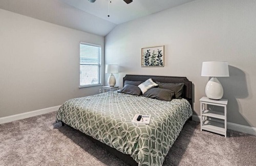 Greenville House | NEW! ✨ 4BD 2BA Cheerful Brand New Build! 🆕