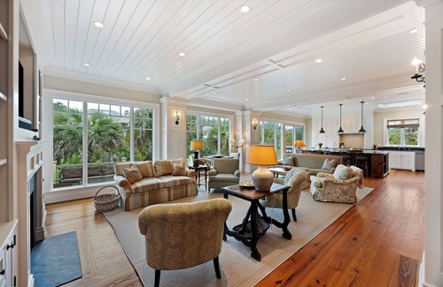 Vanderhorst Plantation House | New 4BR listing on FLYWAY! Pond View! Across from beach path!