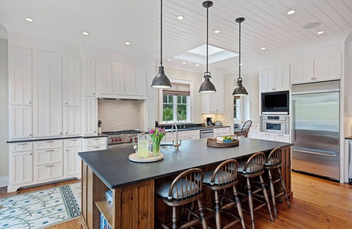 Vanderhorst Plantation House | New 4BR listing on FLYWAY! Pond View! Across from beach path!