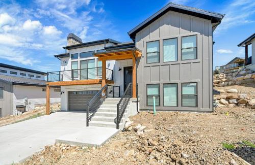 Wolf Creek House | NEW 5 Bedroom House All Season Paradise Powder Mountain Views & Golfing