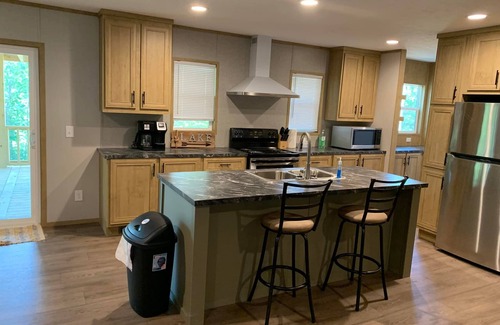 Daisy House | New 5 BR vacation house at beautiful Lake Greeson! Great for large gatherings!
